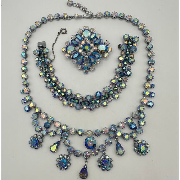 Unsigned Schoffel silver tone blue AB rhinestones necklace bracelet brooch set - Picture 2 of 12